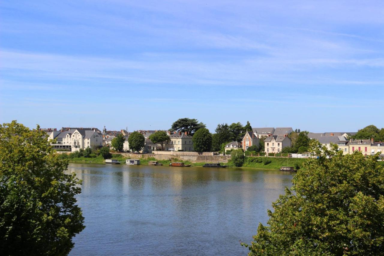 Hotel Anne D'Anjou, The Originals Collection Saumur Bagian luar foto