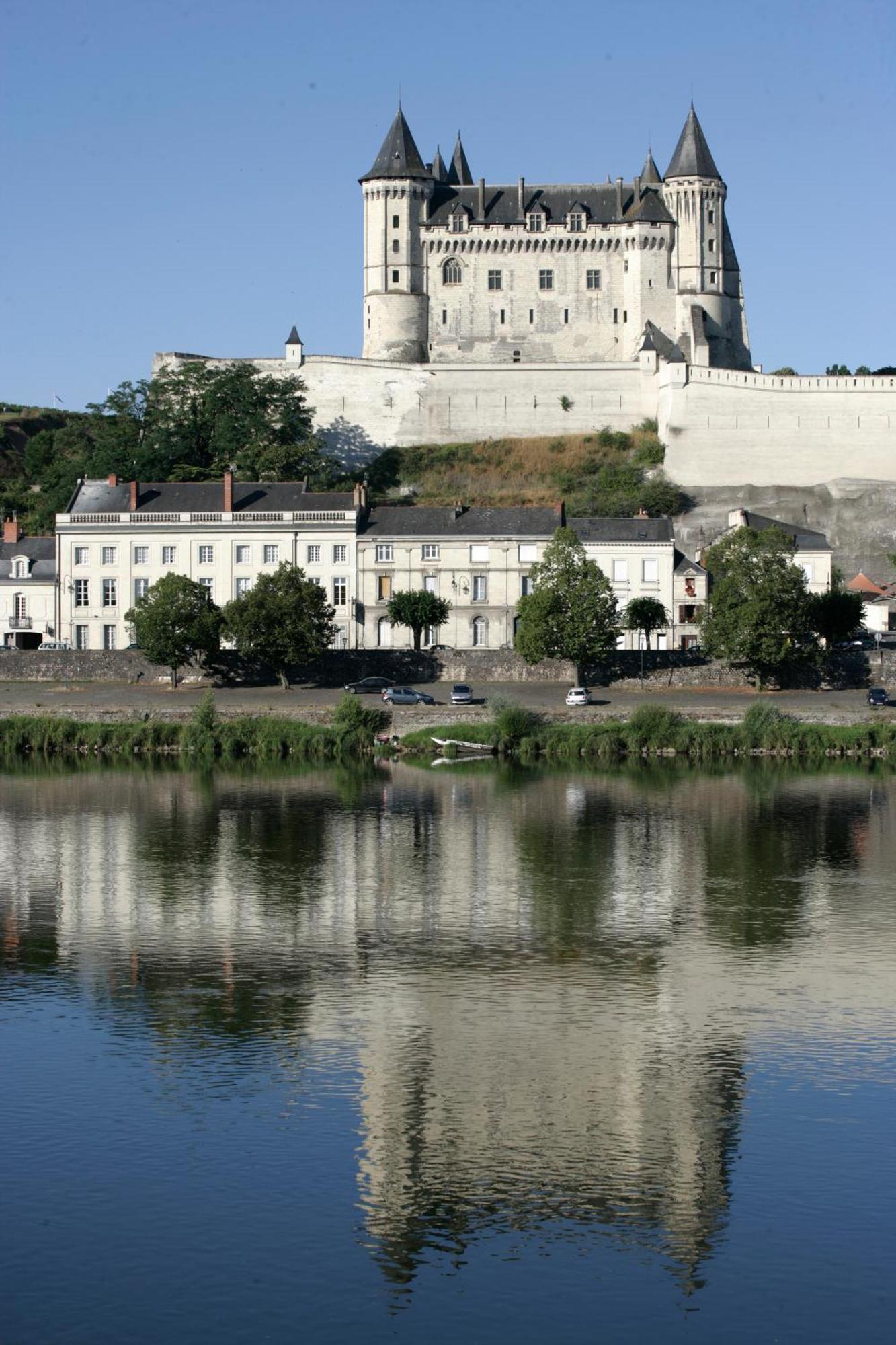 Hotel Anne D'Anjou, The Originals Collection Saumur Bagian luar foto